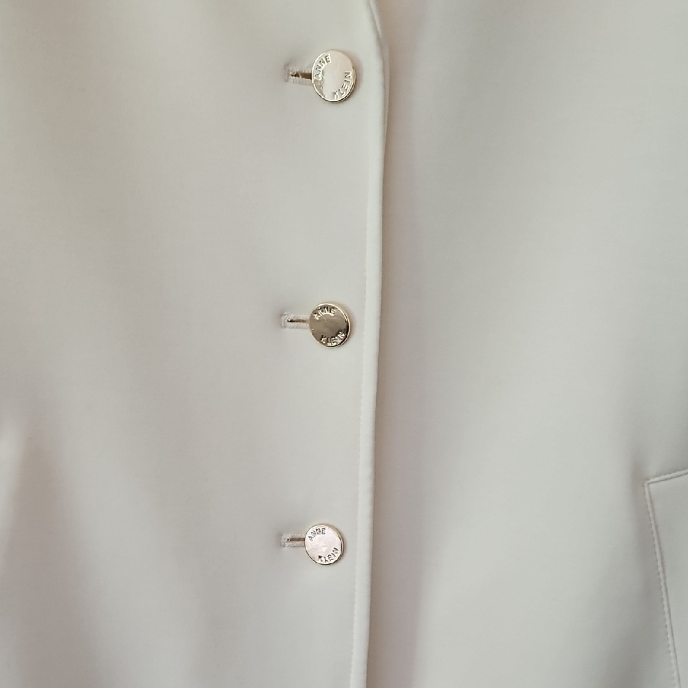 Anne Klein Cream Trench Coat - Picture 4 of 6